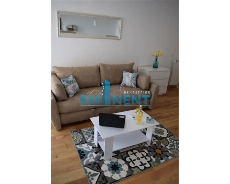 Izdavanje, jednosoban stan, 31m², Voždovac Sve Podlokacije, Beograd