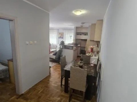 Izdavanje, jednosoban stan, 54m², Centar, Novi Sad - image 6