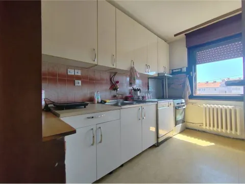 Sale, three bedroom apartment, 98m², Centar, Niš - image 10