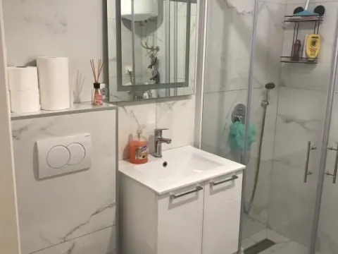 Rent, two bedroom apartment, 70m², Čeluga, Bar - image 12