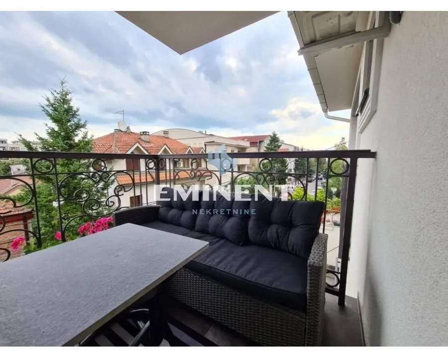 Rent, four bedroom apartment, 112m², Autokomanda, Voždovac Sve Podlokacije