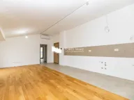 Prodaja, trosoban stan, 88m², Bijela, Herceg Novi - image 1