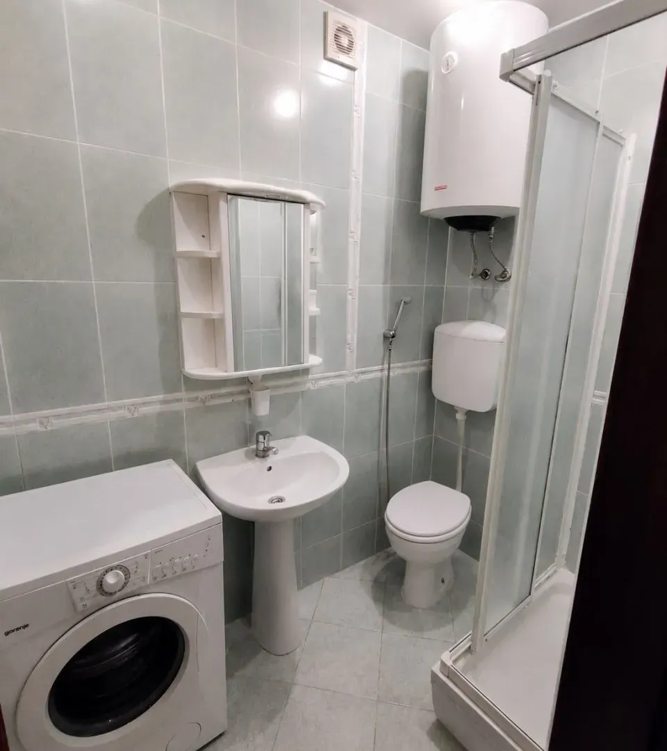 Rent, two bedroom apartment, 80m², Mainski Put, Budva
