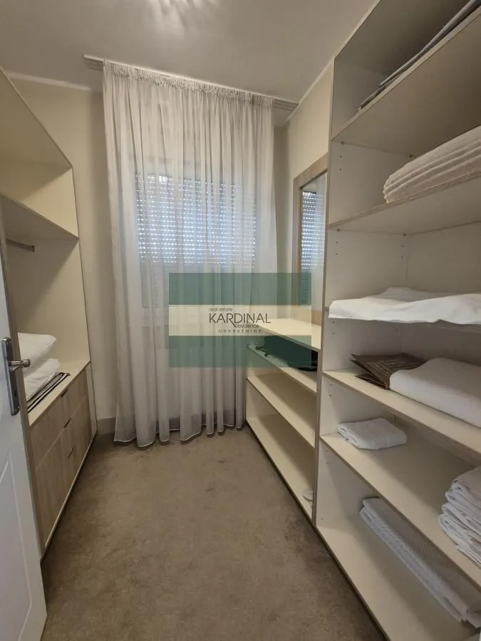 Prodaja, četvorosoban stan, 94m², Aqua park, Jagodina