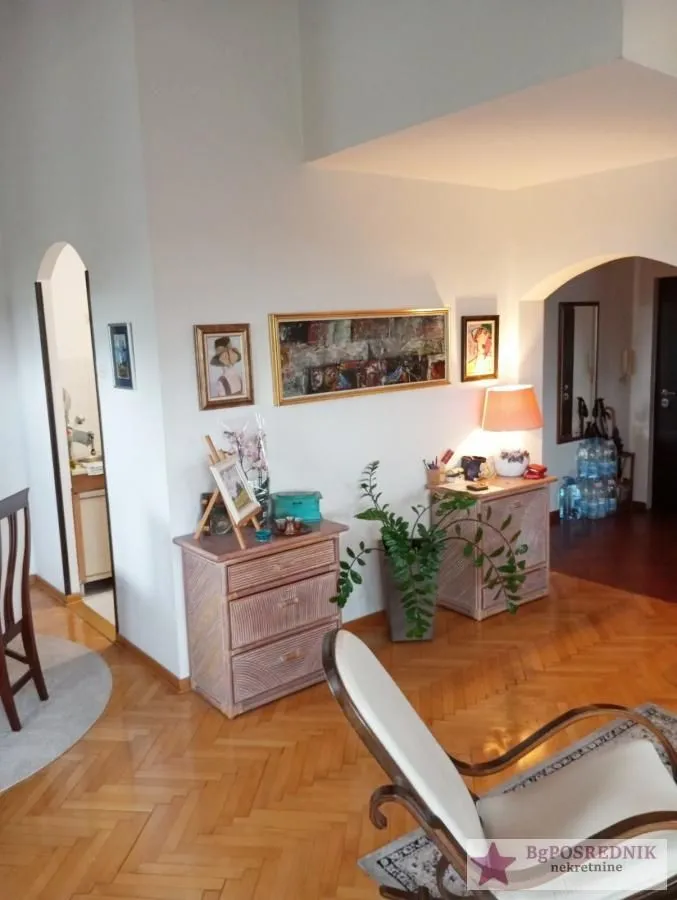 Prodaja, četvorosoban stan, 91m², Miljakovac, Rakovica