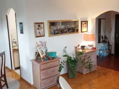 Sale, four bedroom apartment, 91m², Miljakovac, Rakovica