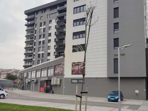 Parking garaža in Detelinara