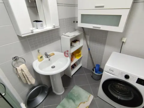 Izdavanje, trosoban stan, 90m², Centar, Subotica - image 9