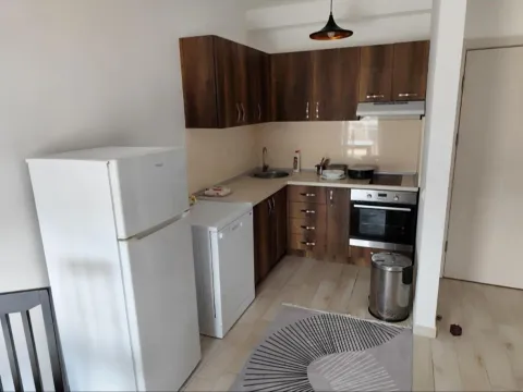 Izdavanje, dvosoban stan, 58m², Velika Plaža, Ulcinj - image 2