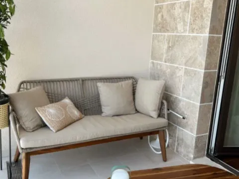 Sale, one bedroom apartment, 77m², Porto Montenegro, Tivat - image 10