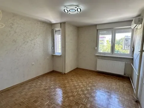 Prodaja, garsonjera, 21m², Bulevar Oslobodjenja, Novi Sad Sve Podlokacije - image 3