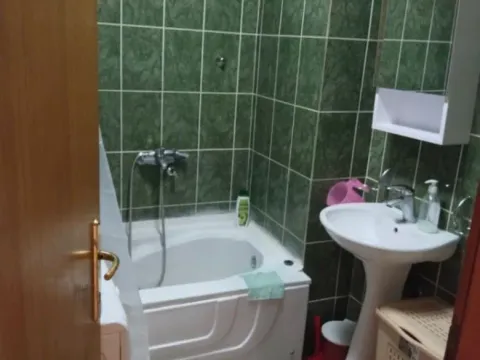 Izdavanje, jednosoban stan, 48m², Stari Aerodrom, Podgorica - image 7