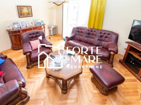 Sale, house, 266m², Igalo, Herceg Novi - image 13