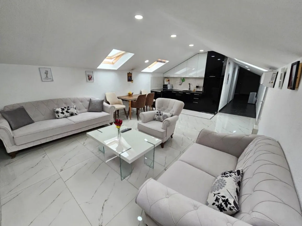 Prodaja, dvosoban stan, 81m², Zabjelo, Podgorica