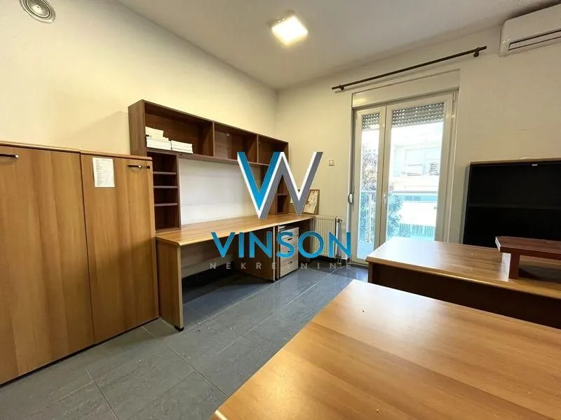 Rent, office space, 26m², Centar, Novi Sad