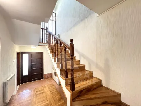 Rent, house, 140m², Zabjelo, Podgorica - image 19
