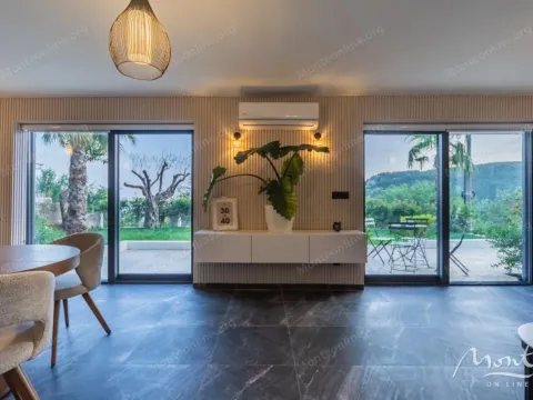 Sale, house, 300m², Markovići, Budva - image 13