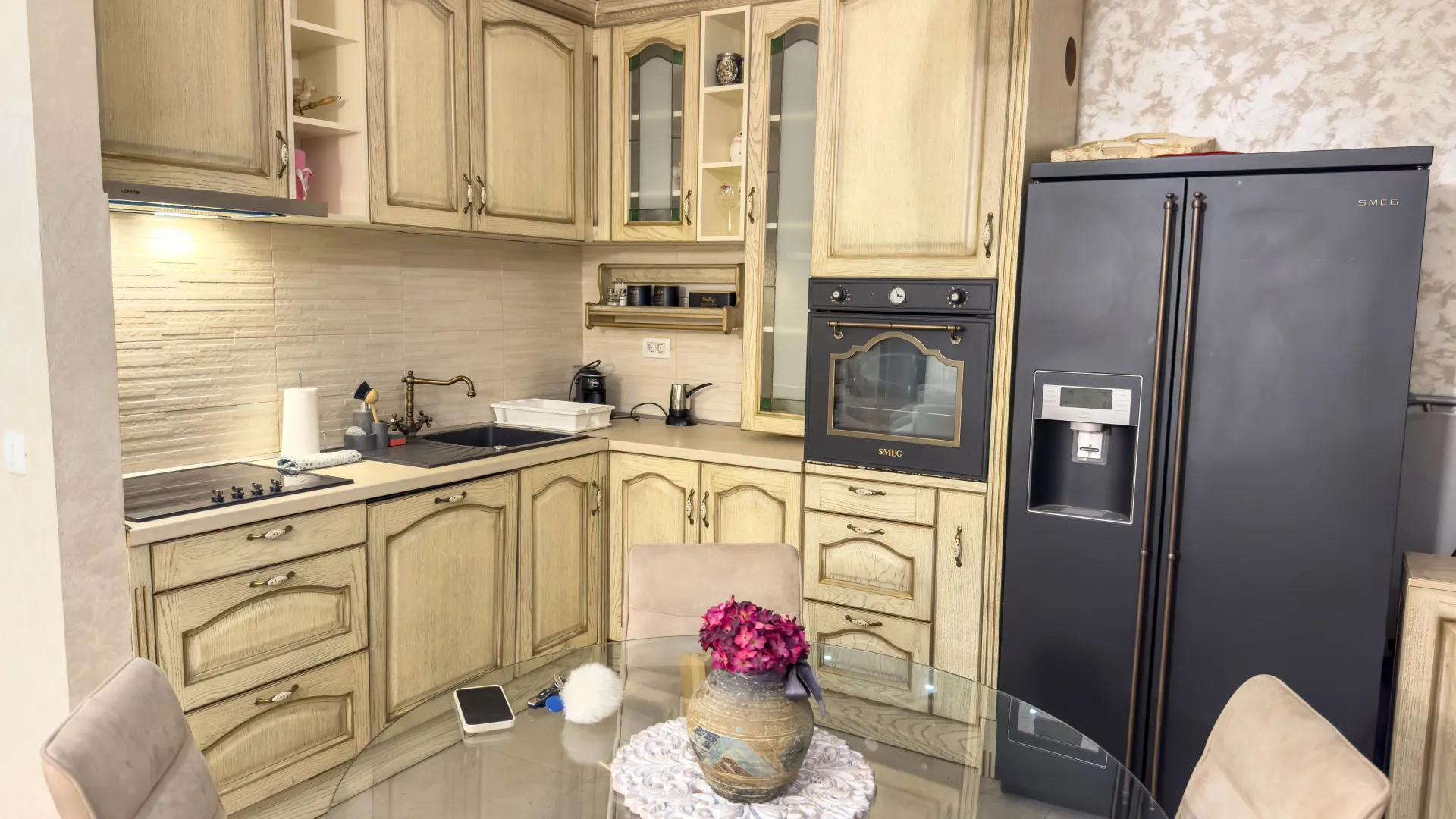 Izdavanje, dvosoban stan, 70m², Zabjelo, Podgorica