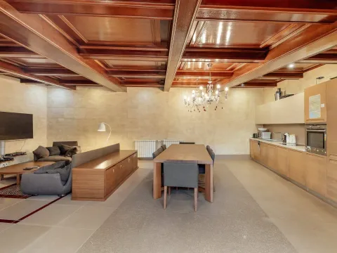 Prodaja, kuća, 246m², Kotor, Crna Gora - image 4