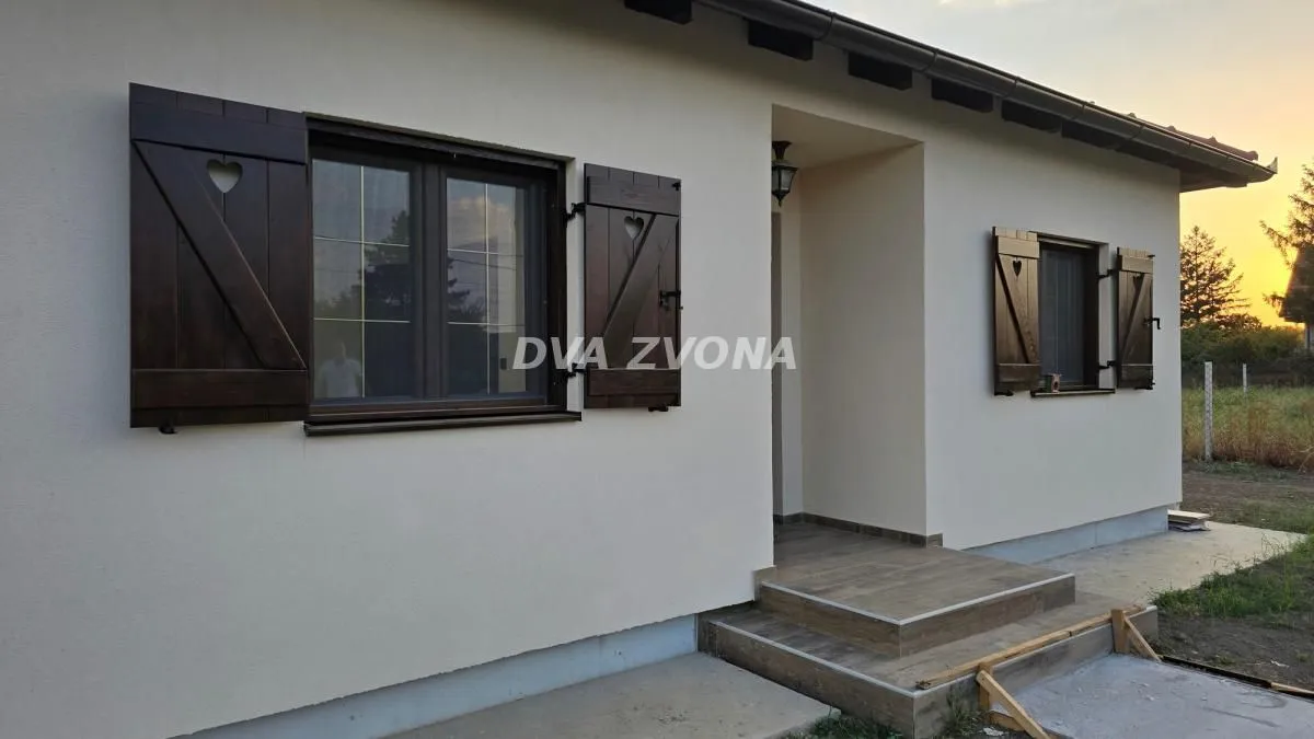 Prodaja, kuća, 97m², Čortanovci, Inđija