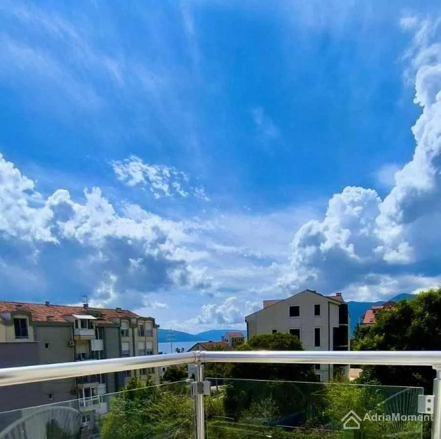 Sale, two bedroom apartment, 63m², Tivat, Crna Gora