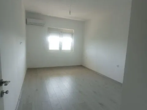 Sale, four bedroom apartment, 169m², Ulcinj, Crna Gora - image 4