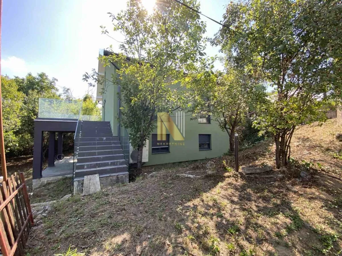 Prodaja, kuća, 132m², Sremska Kamenica, Petrovaradin