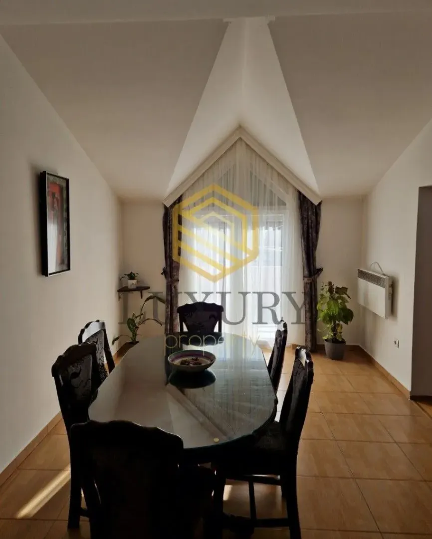 Rent, two bedroom apartment, 115m², Tološi, Podgorica