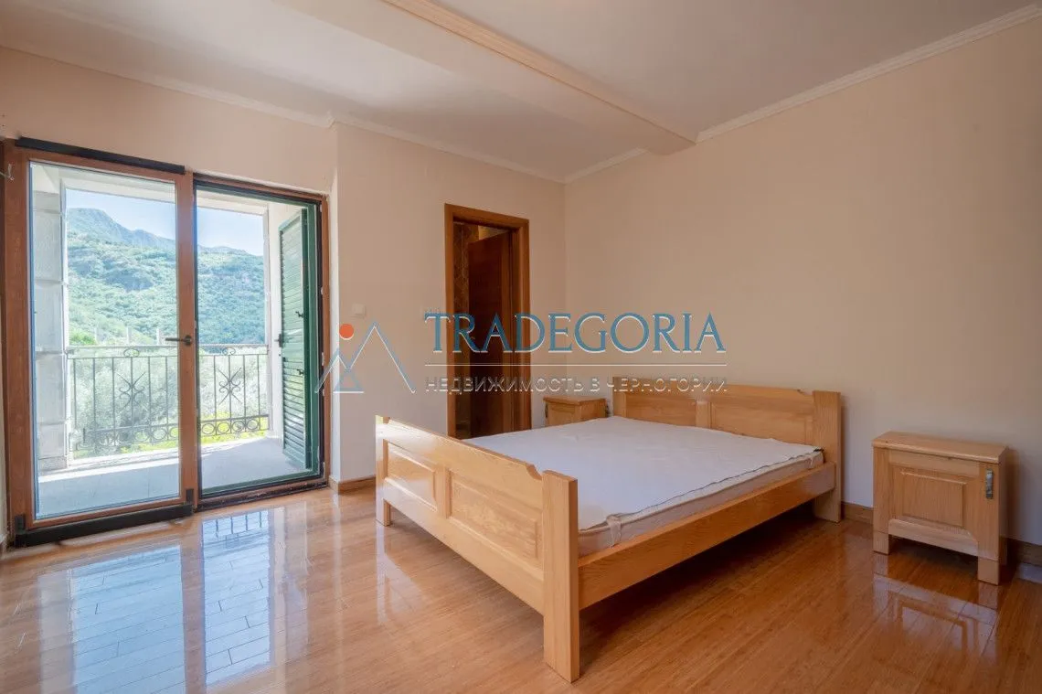 Prodaja, kuća, 453m², Pržno, Budva