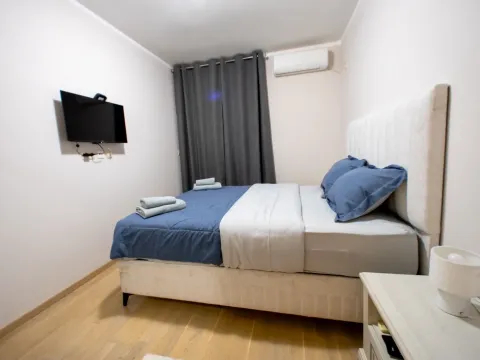Rent, one bedroom apartment, 55m², City Kvart, Podgorica - image 9