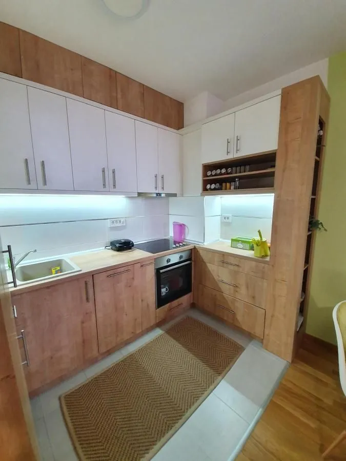 Prodaja, jednosoban stan, 31m², Adamovićevo Naselje, Novi Sad Sve Podlokacije