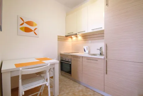 Rent, one bedroom apartment, 40m², Centar, Budva - image 3