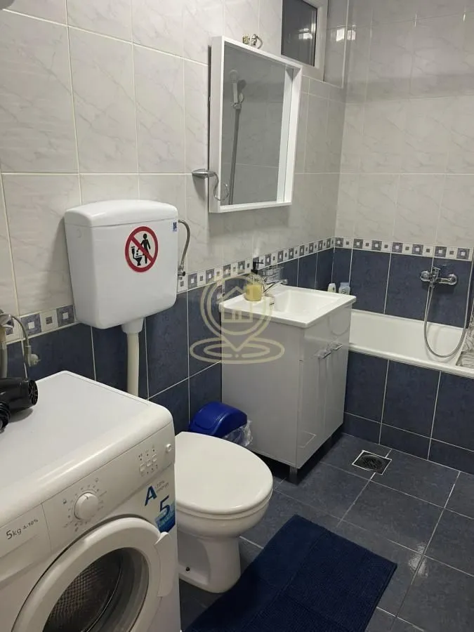 Izdavanje, jednosoban stan, 30m², Centar, Novi Sad