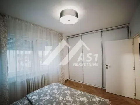 Izdavanje, dvosoban stan, 50m², Centar, Novi Sad - image 6