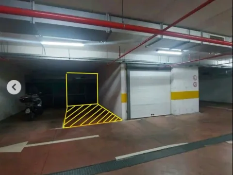 Prodaja, parking/garaža, 19m², Blok 6, Podgorica - image 3