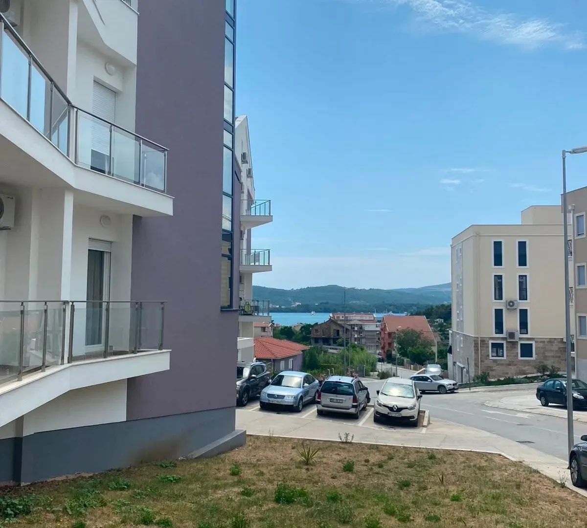 Izdavanje, jednosoban stan, 50m², Kava, Tivat