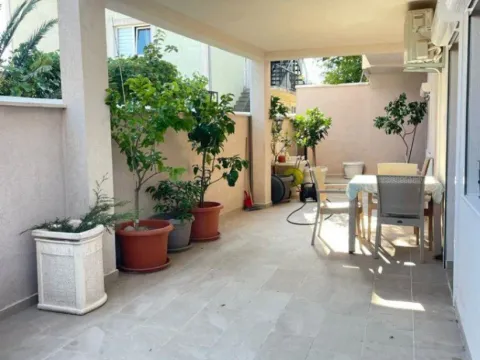 Sale, house, 200m², Šušanj, Bar - image 12