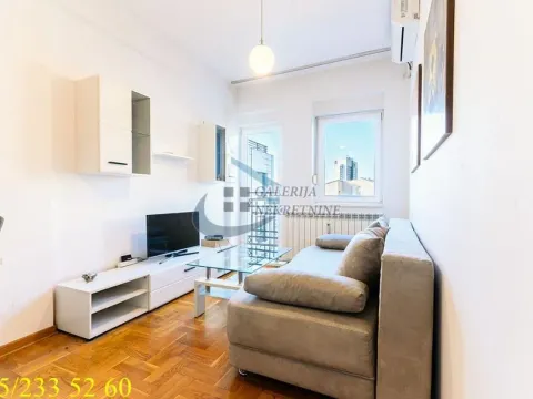 Sale, one bedroom apartment, 33m², Palilula Sve Podlokacije, Beograd - image 6