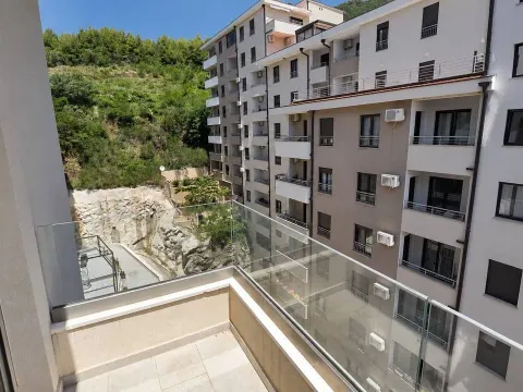 Prodaja, jednosoban stan, 43m², Bečići, Budva - image 6