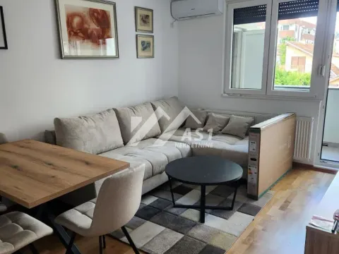 Izdavanje, dvosoban stan, 41m², Šonsi, Novi Sad Sve Podlokacije - image 1