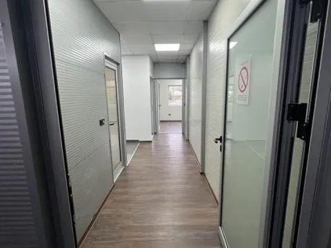 Rent, office space, 770m², Kneževac, Beograd - image 10