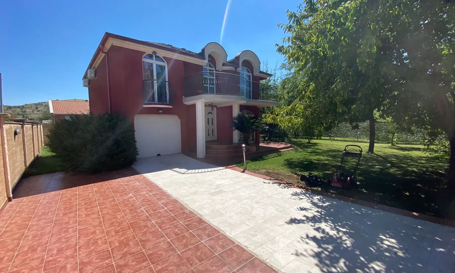 Rent, house, 180m², Donja Gorica, Podgorica