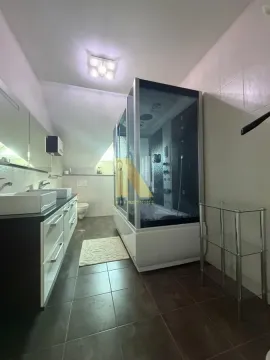 Izdavanje, kuća, 200m², Tatarsko brdo, Petrovaradin - image 9