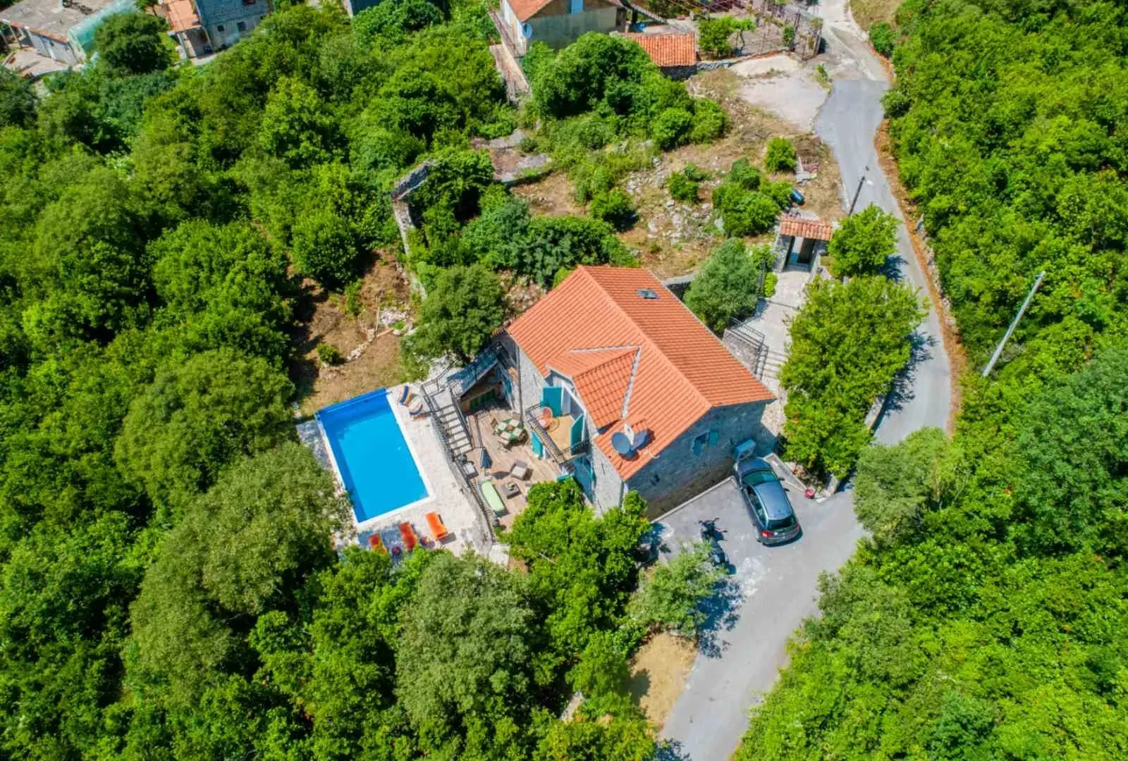 Prodaja, kuća, 200m², Đuraševići, Tivat