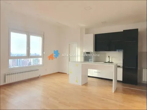 Izdavanje, trosoban stan, 76m², Đeram Pijaca, Beograd - image 2