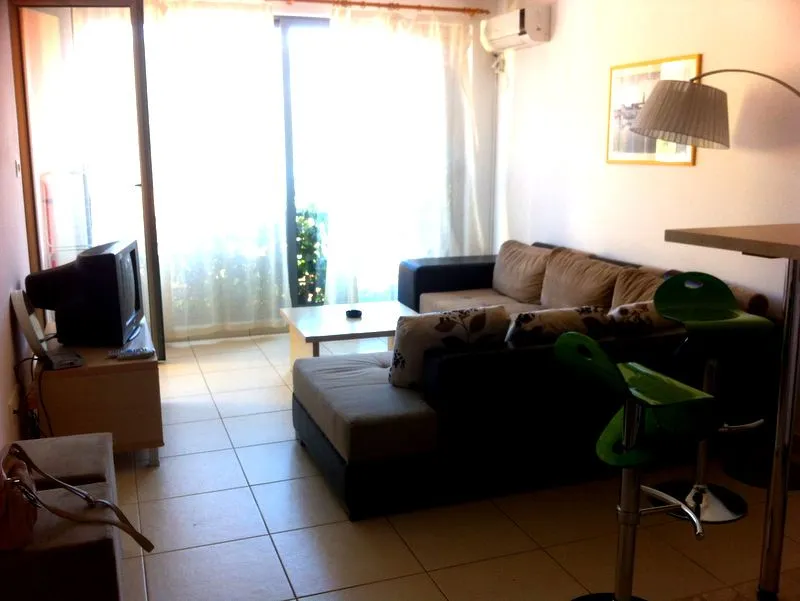 Prodaja, stan, 57m², Bečići, Budva