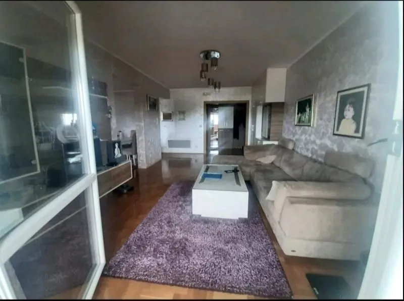Prodaja, dvosoban stan, 84m², Bar, Crna Gora