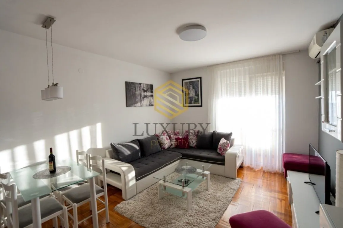 Rent, studio apartment, 30m², Stari Aerodrom, Podgorica