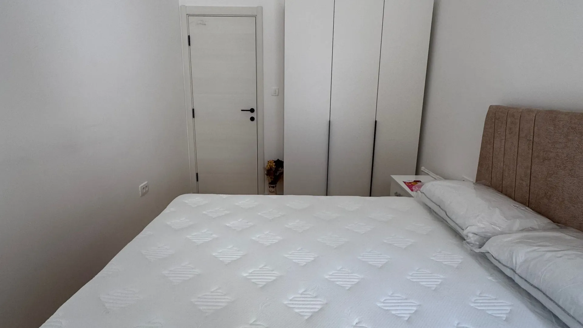 Rent, one bedroom apartment, 42m², Stari Aerodrom, Podgorica