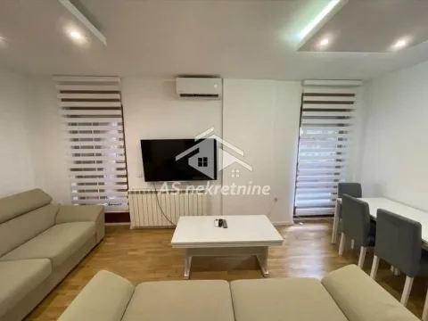 Izdavanje, stan, 80m², Vračar Hram, Vračar Sve Podlokacije - image 2